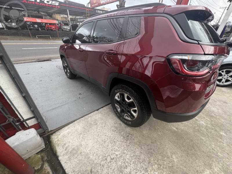 JEEP - COMPASS 2.0 16V DIESEL TRAILHAWK 4X4 AUTOMÁTICO - 2016/2017 - BORDO - R$ 112.000,00