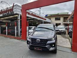 TOYOTA - HILUX SW4 2.8 SRX 4X4 16V TURBO INTERCOOLER DIESEL 4P AUTOMÁTICO - 2021/2022 - CINZA - R$ 299.900,00