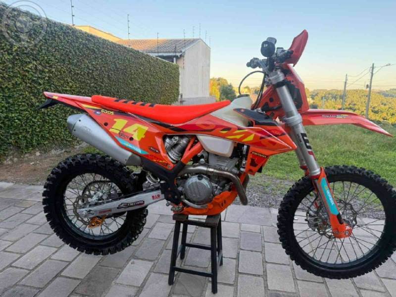 KTM - EXC 350 F - 2023/2023 - LARANJA - R$ 72.000,00