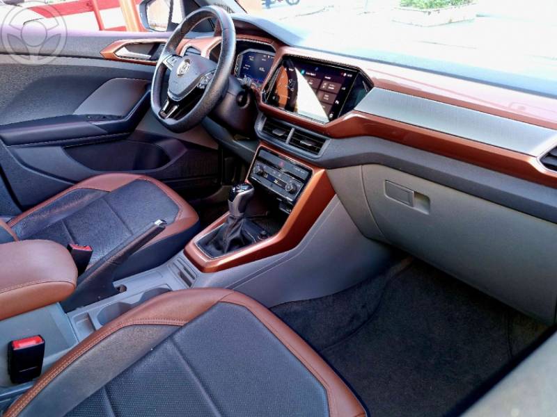 VOLKSWAGEN - T-CROSS 1.0 COMFORTLINE TSI FLEX 4P AUTOMÁTICO - 2021/2021 - BRANCA - R$ 113.000,00