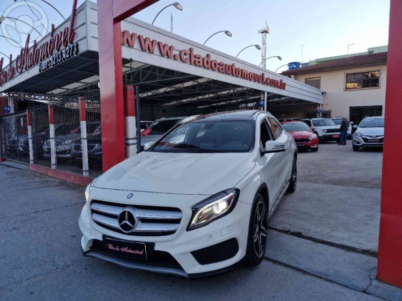 MERCEDES-BENZ - GLA 250 2.0 16V TURBO SPORT 4P AUTOMÁTICO - 2015/2016 - BRANCA - R$ 129.000,00