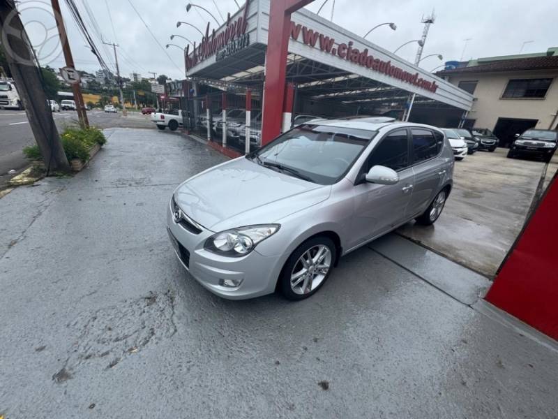 HYUNDAI - I30 2.0 MPI 16V 4P AUTOMÁTICO - 2010/2011 - PRATA - R$ 49.800,00