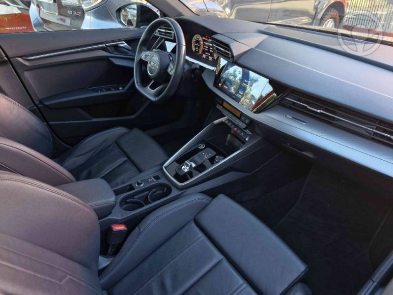 AUDI - A3 2.0 TFSI PERFORMANCE BLACK SEDAN 4P AUTOMÁTICA - 2022/2023 - CINZA - R$ 209.000,00