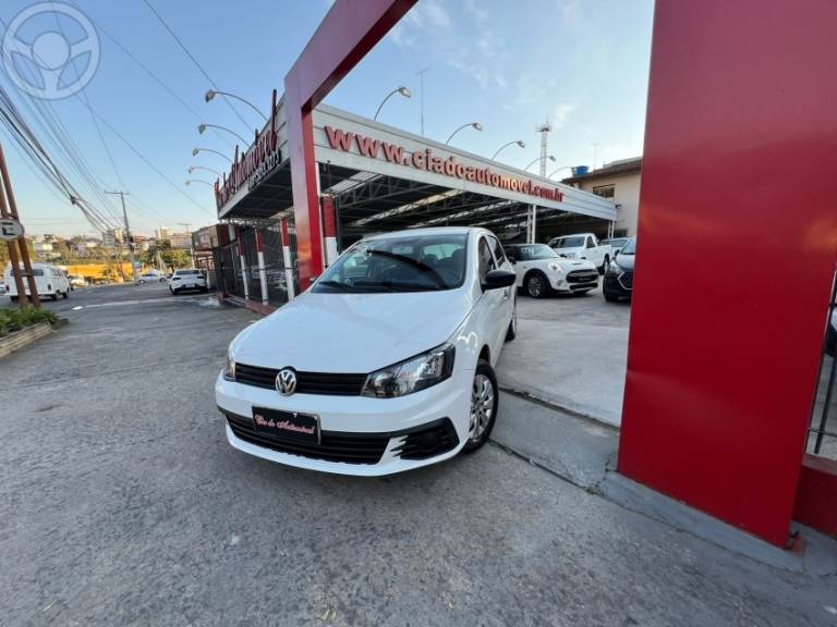 VOLKSWAGEN - GOL 1.0 12V MPI TOTALFLEX TRENDLINE 4P MANUAL - 2017/2018 - BRANCA - R$ 47.000,00