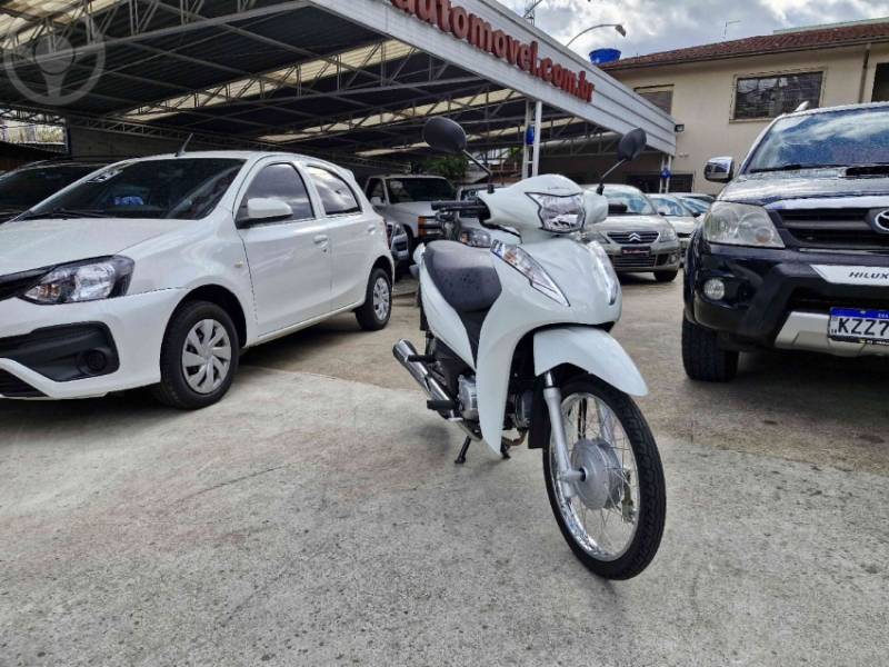HONDA - BIZ 110I - 2022/2022 - BRANCA - R$ 13.900,00