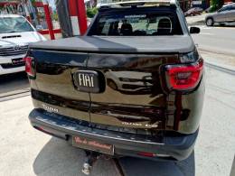FIAT - TORO 2.0 16V TURBO DIESEL VOLCANO 4WD AUTOMÁTICO - 2016/2017 - MARROM - R$ 95.000,00