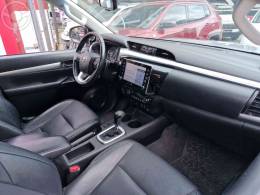 TOYOTA - HILUX 2.8 SRX 4X4 CD 16V DIESEL 4P AUTOMÁTICO - 2022/2022 - CINZA - R$ 239.000,00