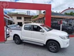 TOYOTA - HILUX 3.0 SR 4X4 CD 16V TURBO INTERCOOLER DIESEL 4P AUTOMÁTICO - 2014/2015 - BRANCA - R$ 139.000,00