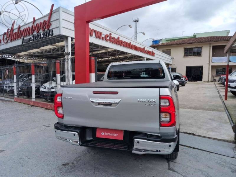 TOYOTA - HILUX 2.8 SRX 4X4 CD 16V DIESEL 4P AUTOMÁTICO - 2022/2022 - CINZA - R$ 249.000,00