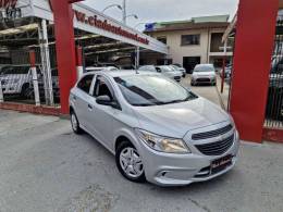 CHEVROLET - ONIX 1.0 MPFI JOY 8V FLEX 4P MANUAL - 2017/2018 - PRATA - R$ 46.900,00