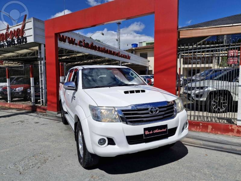 TOYOTA - HILUX 3.0 SRV TOP 4X4 CD 16V TURBO INTERCOOLER DIESEL 4P AUTOMÁTICO - 2014/2015 - BRANCA - R$ 149.000,00