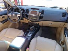 TOYOTA - HILUX SW4 3.0 SRV 4X4 16V TURBO INTERCOOLER DIESEL 4P AUTOMÁTICO - 2014/2014 - CINZA - R$ 149.000,00