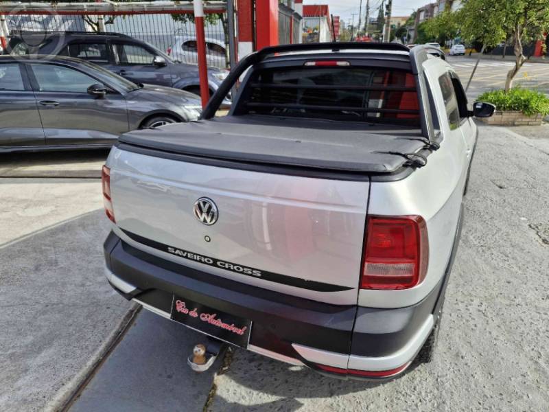 VOLKSWAGEN - SAVEIRO 1.6 CROSS CD 16V FLEX 2P MANUAL - 2016/2017 - PRATA - R$ 74.900,00