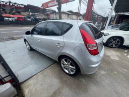 HYUNDAI - I30 2.0 MPI 16V 4P AUTOMÁTICO - 2010/2011 - PRATA - R$ 49.800,00