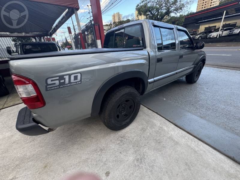 CHEVROLET - S10 2.8 COLINA 4X2 CD 12V TURBO ELECTRONIC INTERCOOLER DIESEL 4P MANUAL - 2008/2009 - CINZA - R$ 62.000,00