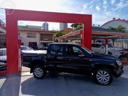 VOLKSWAGEN - AMAROK 2.0 HIGHLINE 4X4 CD 16V TURBO INTERCOOLER DIESEL 4P AUTOMÁTICO - 2013/2013 - PRETA - R$ 86.000,00