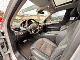 MERCEDES-BENZ - ML 350 3.0 BLUETEC SPORT V6 DIESEL 4P AUTOMÁTICO - 2015/2015 - PRATA - R$ 143.000,00