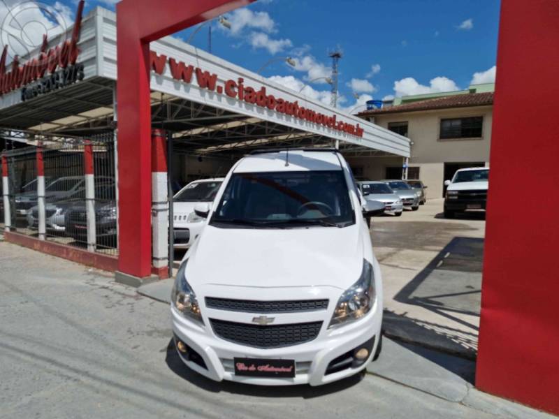 CHEVROLET - MONTANA 1.4 MPFI LS CS 8V FLEX 2P MANUAL - 2014/2014 - BRANCA - R$ 42.900,00