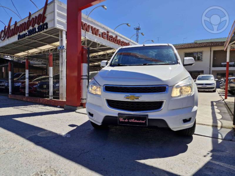 CHEVROLET - S10 2.8 LT 4X4 CD 16V TURBO DIESEL 4P AUTOMÁTICO - 2013/2014 - BRANCA - R$ 109.000,00