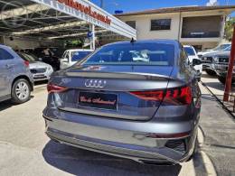 AUDI - A3 2.0 TFSI PERFORMANCE BLACK SEDAN 4P AUTOMÁTICA - 2022/2023 - CINZA - R$ 216.000,00