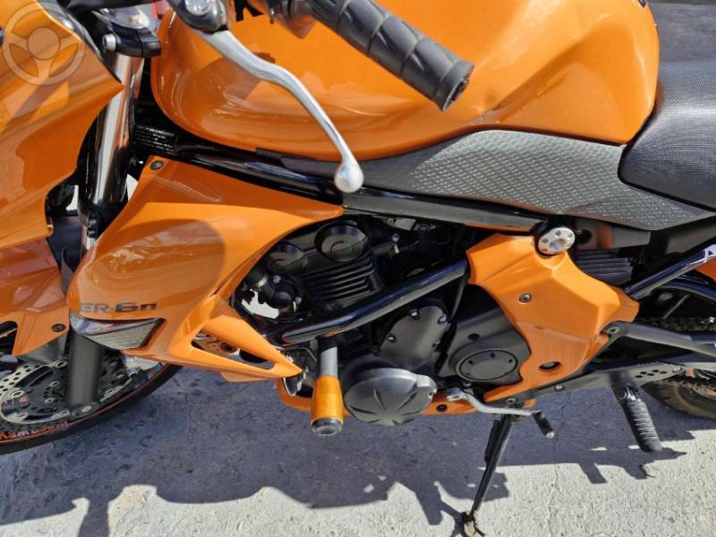 KAWASAKI - ER-6N ABS - 2010/2010 - LARANJA - R$ 22.990,00