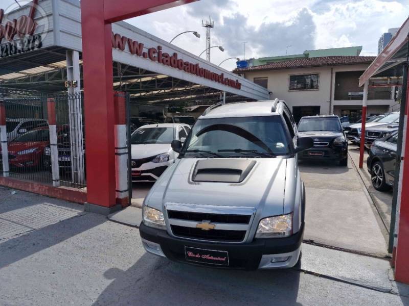 CHEVROLET - S10 2.8 COLINA 4X2 CD 12V TURBO ELECTRONIC INTERCOOLER DIESEL 4P MANUAL - 2010/2011 - BRANCA - R$ 62.900,00
