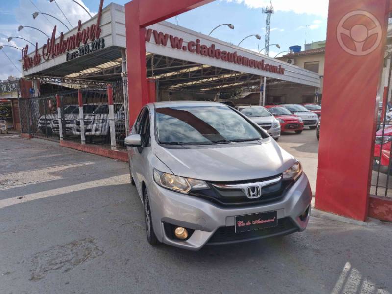 HONDA - FIT 1.5 EX 16V FLEX 4P AUTOMÁTICO - 2016/2016 - PRATA - R$ 64.900,00