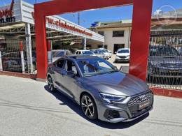 AUDI - A3 2.0 TFSI PERFORMANCE BLACK SEDAN 4P AUTOMÁTICA - 2022/2023 - CINZA - R$ 209.000,00