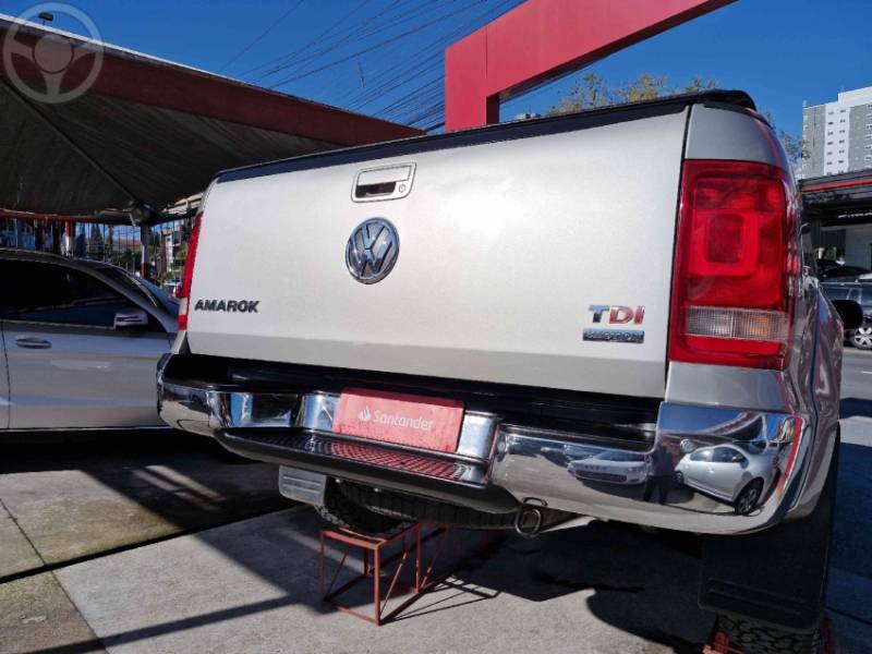 VOLKSWAGEN - AMAROK 2.0 HIGHLINE 4X4 CD 16V TURBO INTERCOOLER DIESEL 4P AUTOMÁTICO - 2012/2013 - CHAMPAGNE - R$ 86.000,00