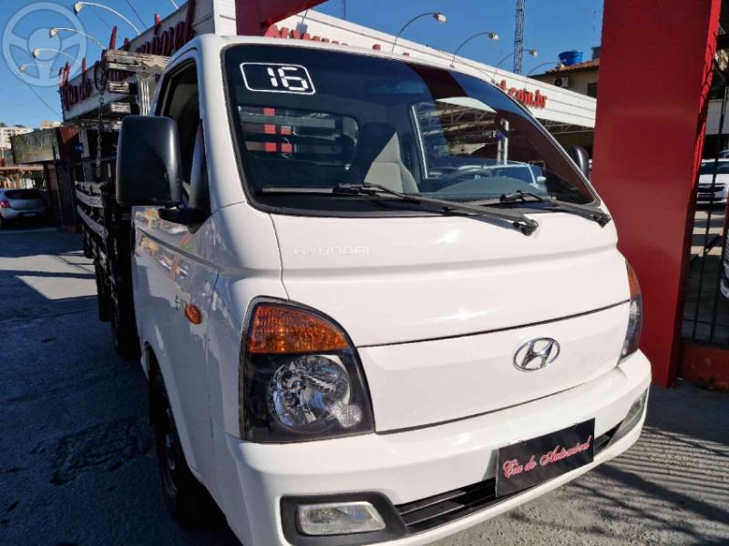 HYUNDAI - HR 2.5 TCI HD LONGOCAÇAMBA 4X2 8V 97CV TURBO INTERCOOLER DIESEL 2P MANUAL - 2015/2016 - BRANCA - R$ 99.000,00