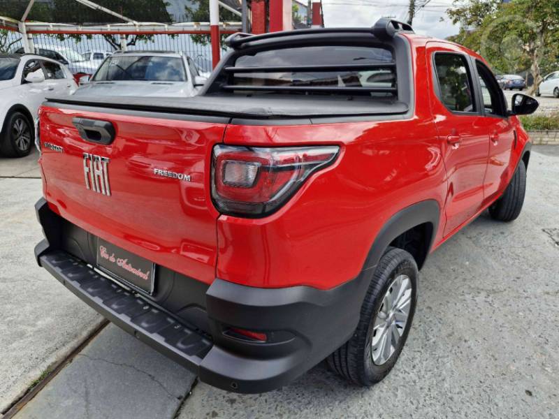 FIAT - STRADA 1.3 MPI FIRE CE 8V 2P MANUAL - 2021/2022 - VERMELHA - R$ 89.000,00