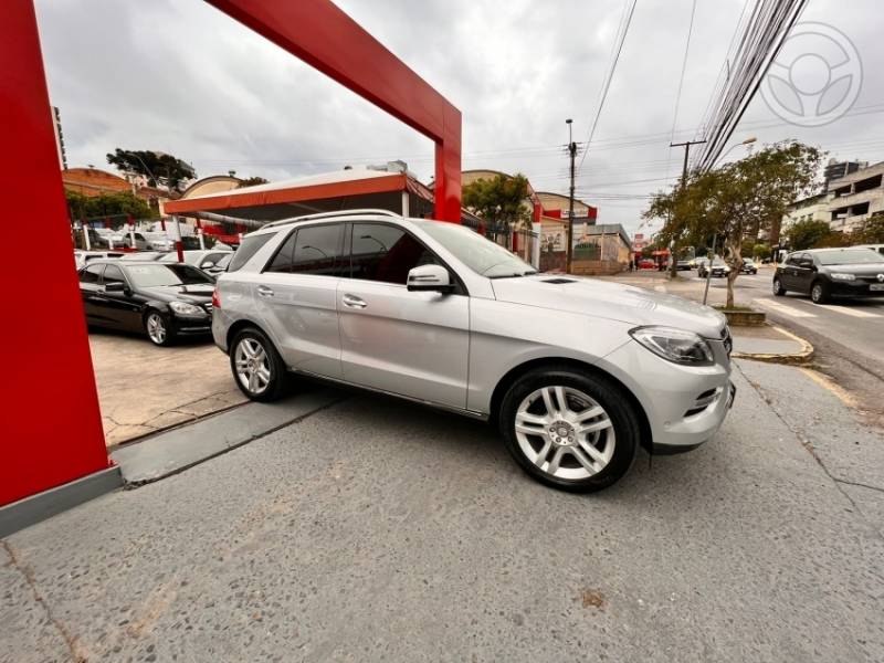 MERCEDES-BENZ - ML 350 3.0 BLUETEC V6 DIESEL 4P AUTOMÁTICO - 2015/2015 - PRATA - R$ 139.000,00