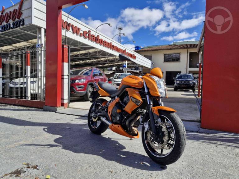 KAWASAKI - ER-6N ABS - 2010/2010 - LARANJA - R$ 22.990,00