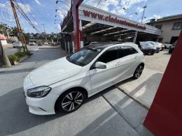MERCEDES-BENZ - A 200 1.6 TURBO 16V FLEX 4P AUTOMÁTICO - 2017/2018 - BRANCA - R$ 119.000,00