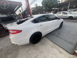 FORD - FUSION 2.0 TITANIUM AWD 16V 4P AUTOMÁTICO - 2012/2013 - BRANCA - R$ 78.900,00