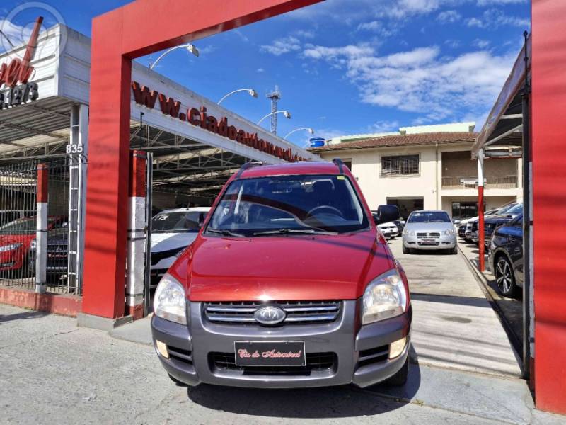 KIA MOTORS - SPORTAGE 2.0 LX 4X2 16V 4P MANUAL - 2008/2008 - BORDO - R$ 35.900,00