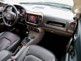 FIAT - TORO 2.0 16V TURBO DIESEL VOLCANO 4WD AUTOMÁTICO - 2016/2017 - MARROM - R$ 95.000,00