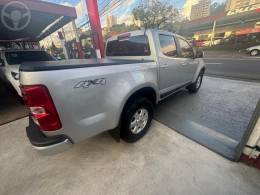 CHEVROLET - S10 2.5 LT 4X4 CD 16V FLEX 4P MANUAL - 2015/2015 - PRATA - R$ 109.000,00