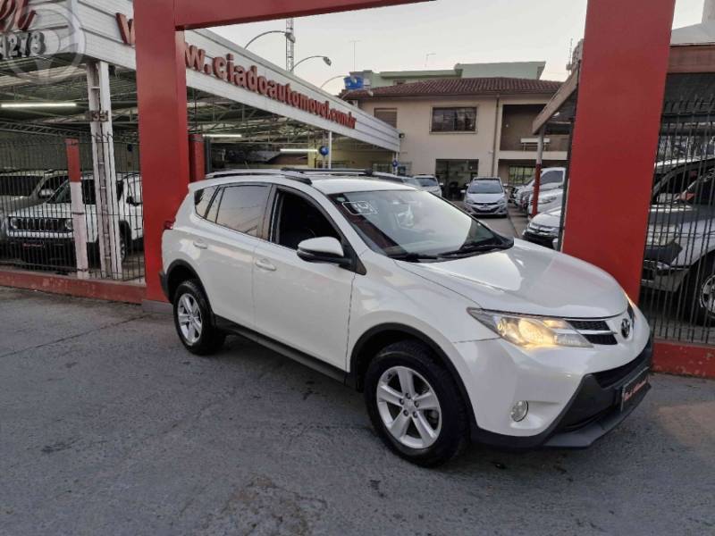 TOYOTA - RAV4 2.0 4X2 16V 4P AUTOMÁTICO - 2014/2014 - BRANCA - R$ 84.900,00