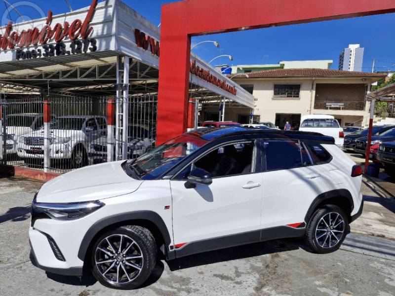TOYOTA - COROLLA 2.0 CROSS GR-S 16V FLEX 4P AUTOMÁTICO - 2023/2024 - BRANCA - R$ 169.000,00
