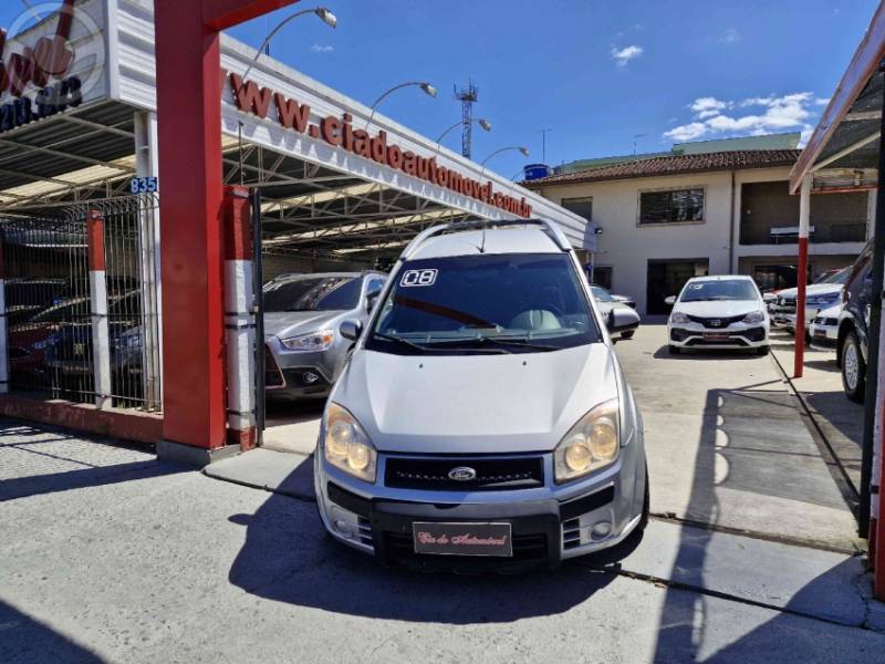 FORD - FIESTA 1.0 MPI TRAIL HATCH 8V FLEX 4P MANUAL - 2007/2008 - PRATA - R$ 21.900,00