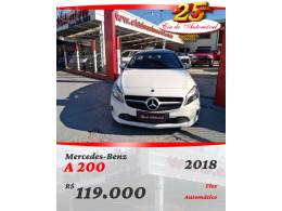 MERCEDES-BENZ - A 200 1.6 TURBO 16V FLEX 4P AUTOMÁTICO - 2017/2018 - BRANCA - R$ 119.000,00