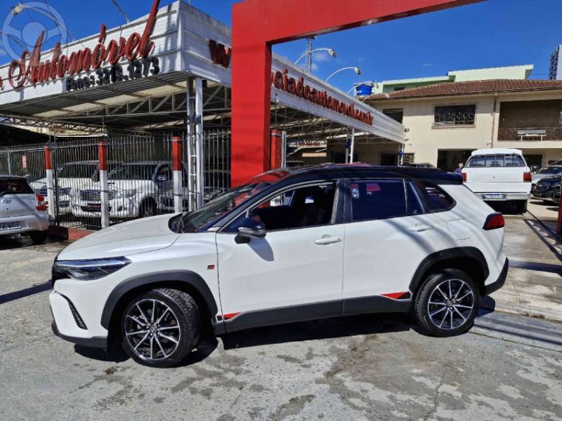 TOYOTA - COROLLA 2.0 CROSS GR-S 16V FLEX 4P AUTOMÁTICO - 2023/2024 - BRANCA - R$ 169.000,00