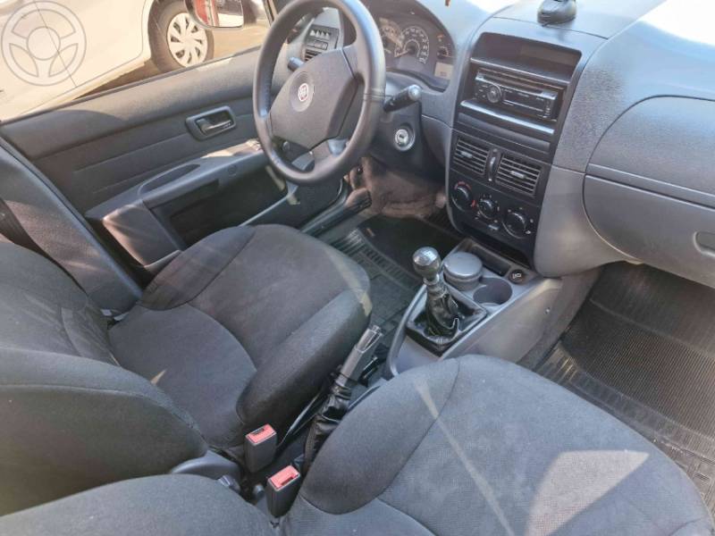 FIAT - SIENA 1.4 MPI EL 8V FLEX 4P MANUAL - 2011/2012 - PRATA - R$ 35.900,00