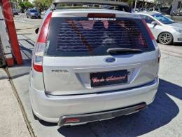 FORD - FIESTA 1.0 MPI TRAIL HATCH 8V FLEX 4P MANUAL - 2007/2008 - PRATA - R$ 21.900,00