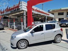 RENAULT - SANDERO 1.0 AUTHENTIQUE 16V FLEX 4P MANUAL - 2014/2015 - PRATA - R$ 37.900,00