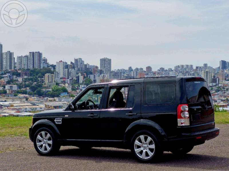 LAND ROVER - DISCOVERY 4 3.0 SE 4X4 V6 24V BI-TURBO DIESEL 4P AUTOMÁTICO - 2013/2013 - PRETA - R$ 98.000,00