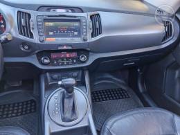 KIA MOTORS - SPORTAGE 2.0 EX 4X2 16V FLEX 4P AUTOMÁTICO - 2013/2014 - BRANCA - R$ 79.800,00