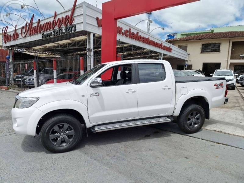 TOYOTA - HILUX 3.0 SR 4X4 CD 16V TURBO INTERCOOLER DIESEL 4P AUTOMÁTICO - 2014/2015 - BRANCA - R$ 142.000,00