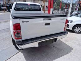 TOYOTA - HILUX 3.0 SR 4X4 CD 16V TURBO INTERCOOLER DIESEL 4P AUTOMÁTICO - 2014/2015 - BRANCA - R$ 139.000,00